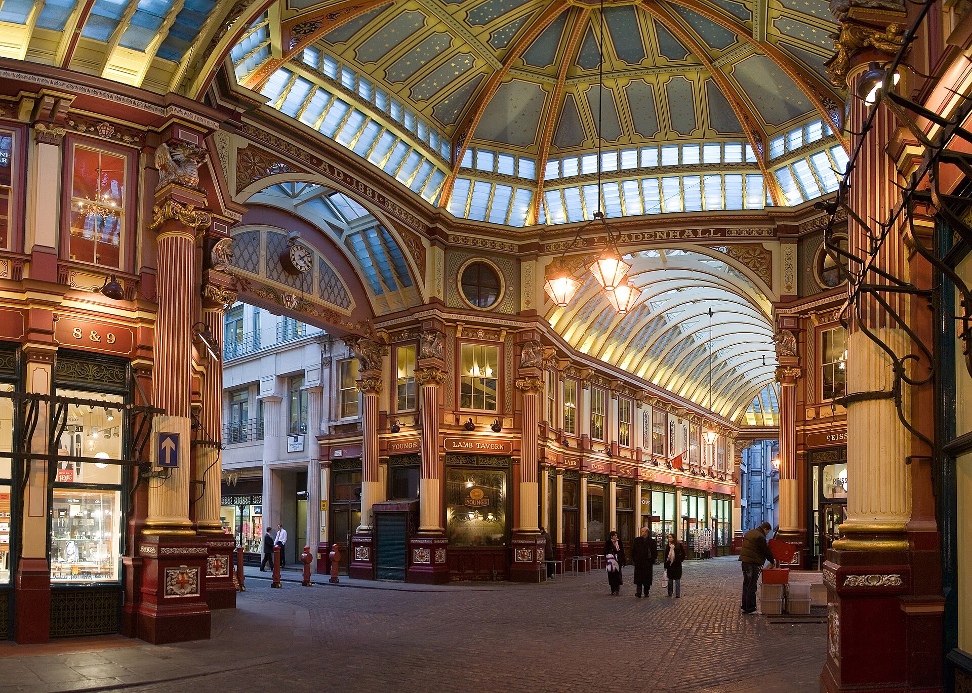 Indoor market in the UK